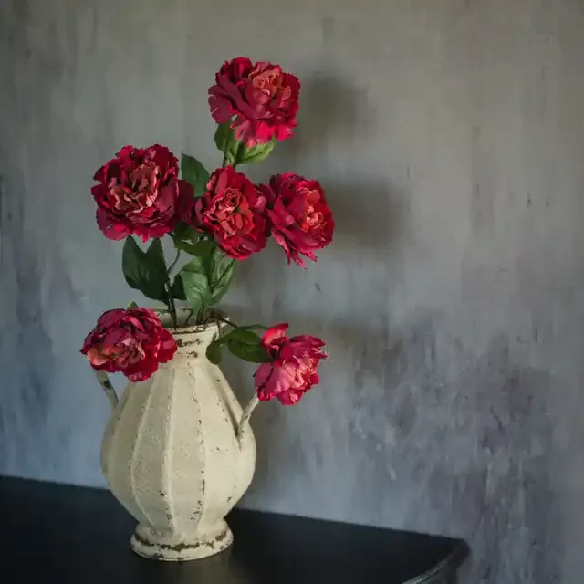 25″ BURGUNDY PEONY STEM