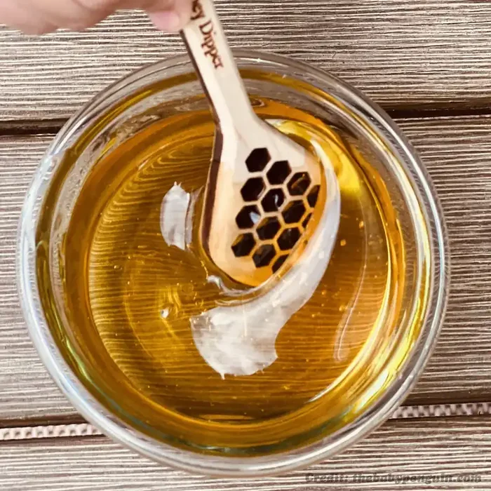 Honey Dipper – Maple Landmark