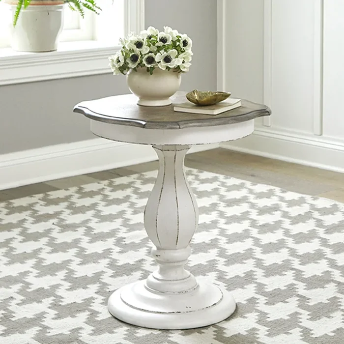 Magnolia Manor – Round Accent Table – White