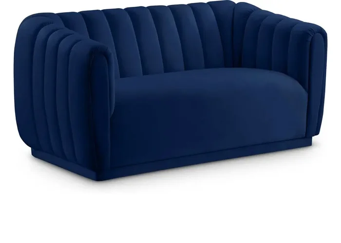 Meridian Furniture – Dixie Navy Velvet Loveseat – 674Navy-L