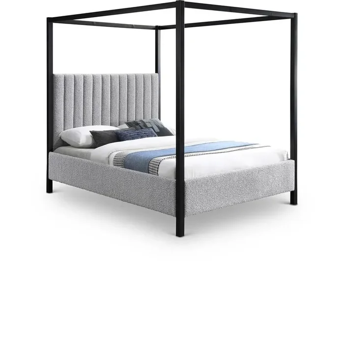 Meridian Furniture – Kelly Grey Boucle Fabric Queen Bed – KellyGrey-Q