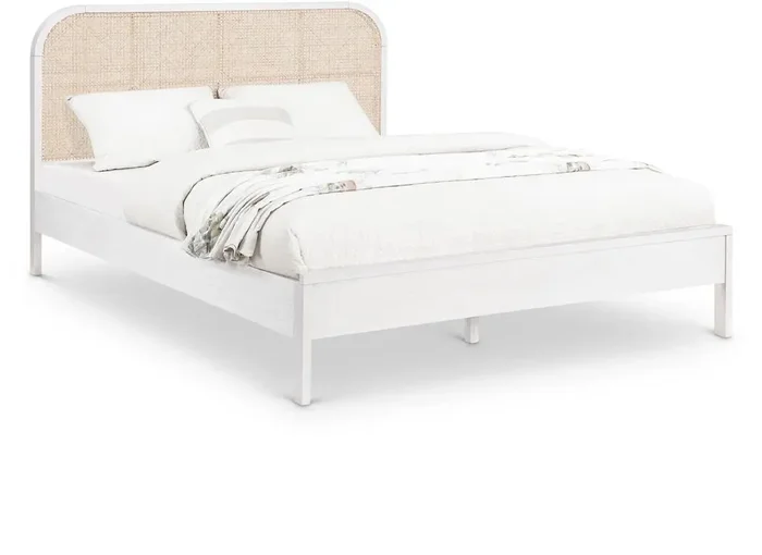 Meridian Furniture – Siena White Ash Wood Queen Bed – SienaWhite-Q
