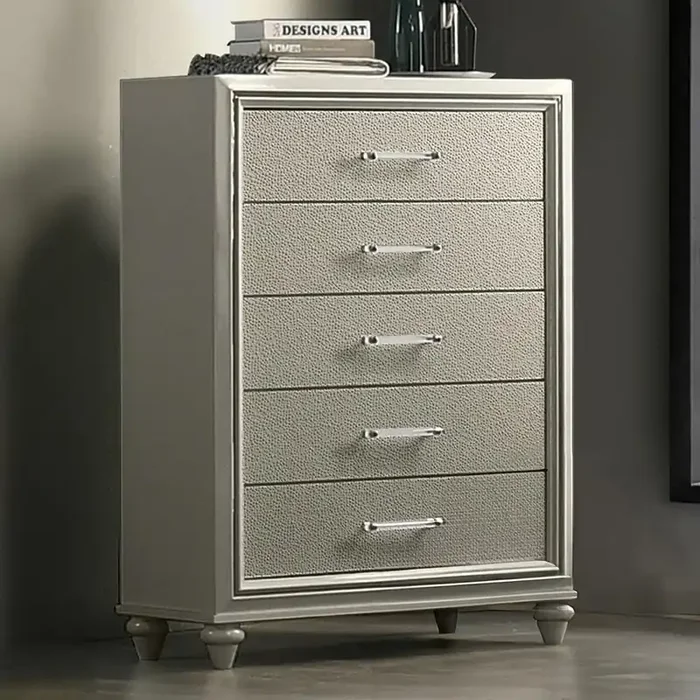New Classic Furniture – Lumina Chest – Silver – B2210-070
