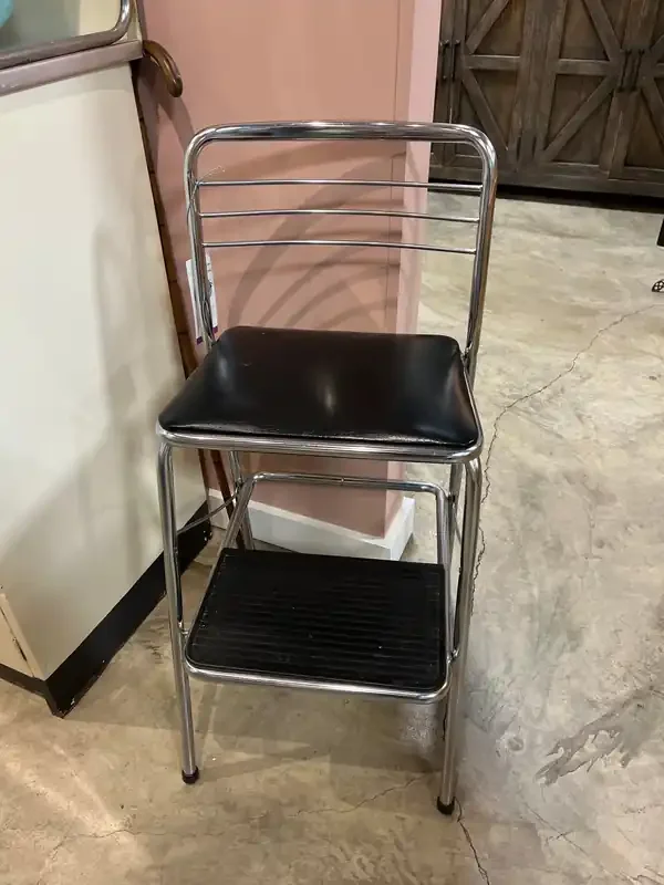 Retro Kitchen Stool