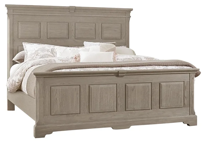 Vaughan-Bassett Heritage King Mansion Bed in Greystone