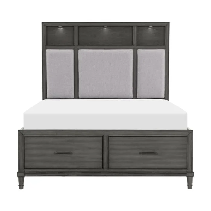 Wittenberry (3) Eastern King Platform Bed